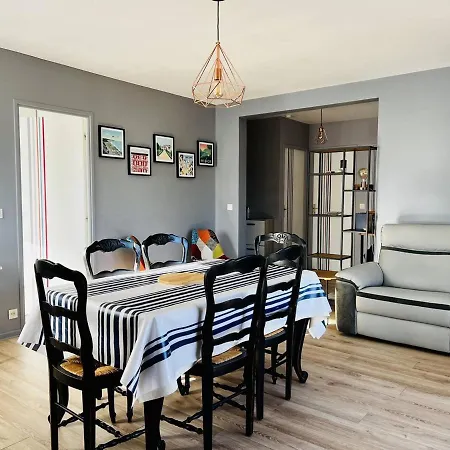 Confortable T2 A Avec Parking Et Fibre, 2 Couchages - Fr-1-495-108 * Cambo-les-Bains