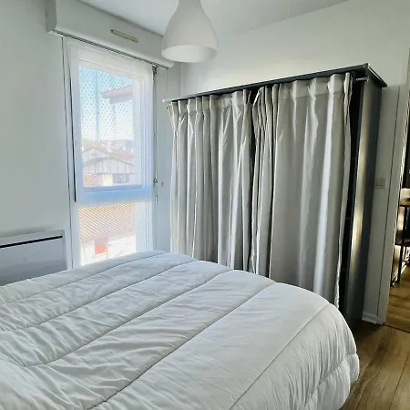 Confortable T2 A Avec Parking Et Fibre, 2 Couchages - Fr-1-495-108 Apartment *